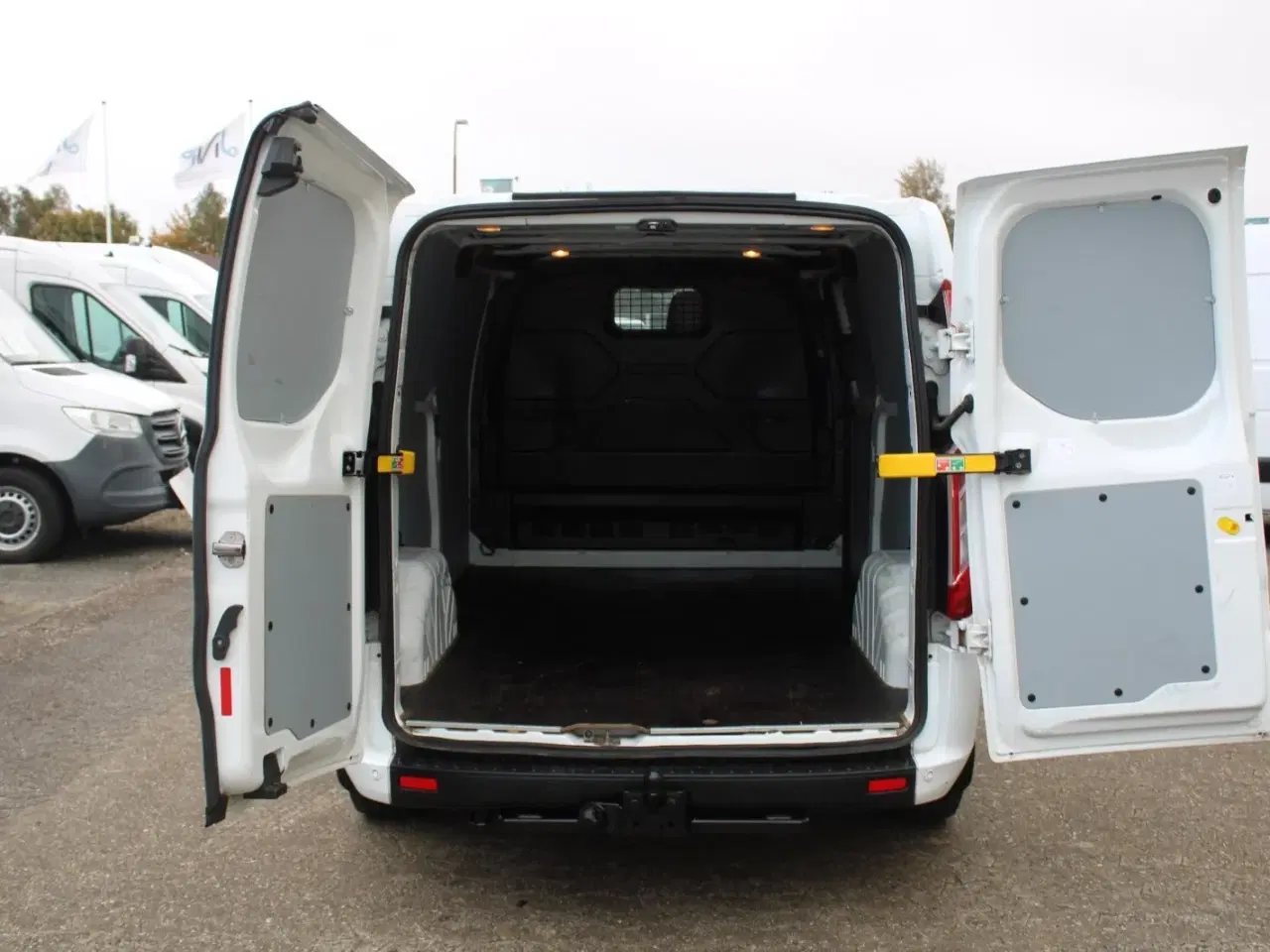 Billede 10 - Ford Transit Custom 300L 2,0 TDCi 130 Trend