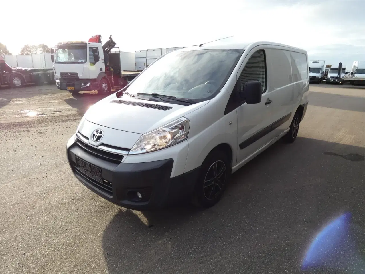 Billede 4 - Toyota Proace L2H1 1,6 D-4D T0 Splitbagdør 90HK Van 6g