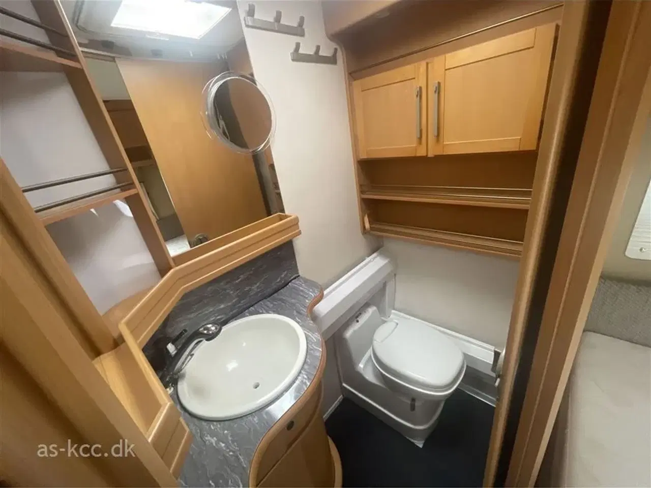 Billede 10 - 2007 - Kabe Royal 560 XL KS