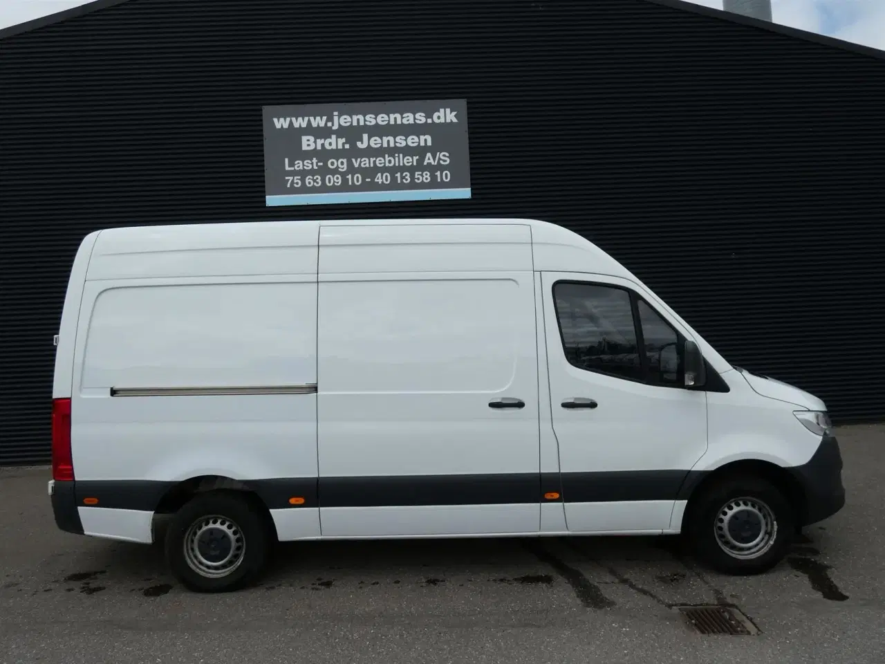 Billede 2 - Mercedes-Benz Sprinter 319 3,0 CDI A2 H2 RWD 7G-Tronic 190HK Van 7g Aut.
