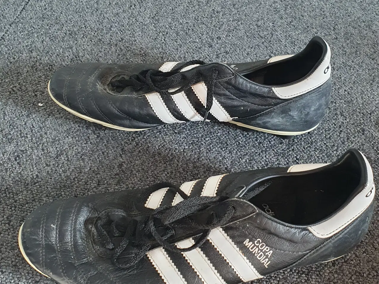 Billede 2 - Adidas fodbold støvler str 45 1/2