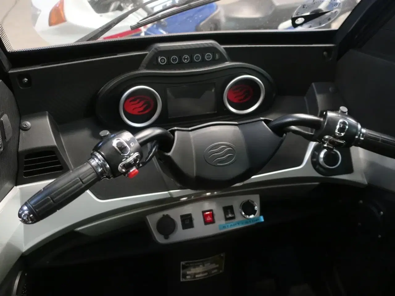 Billede 11 - Kabinescooter J1 Kun 77 km! (Momsfri)