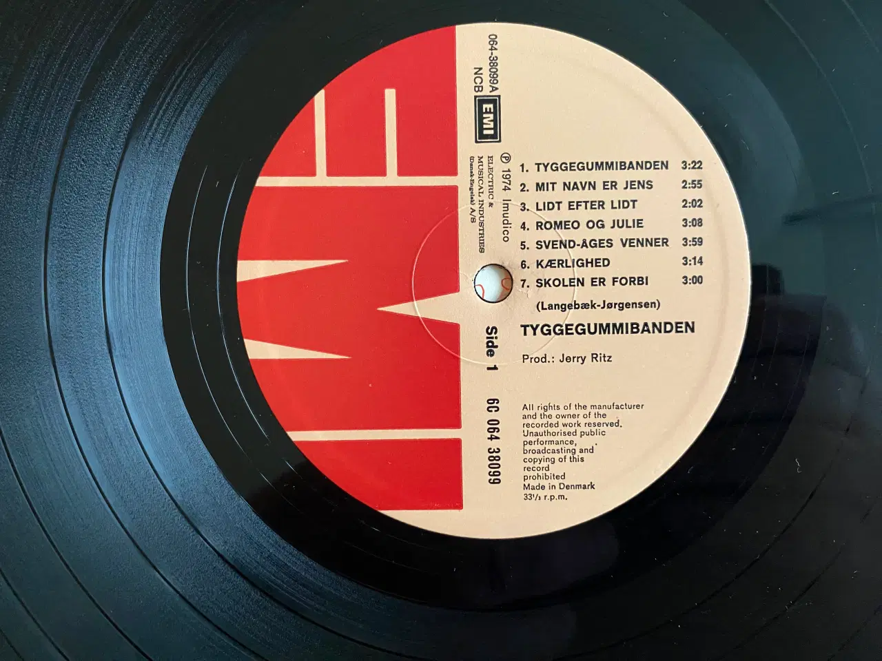 Billede 3 - LP. Tyggegummibanden ‎– Nu Går Det Løs!