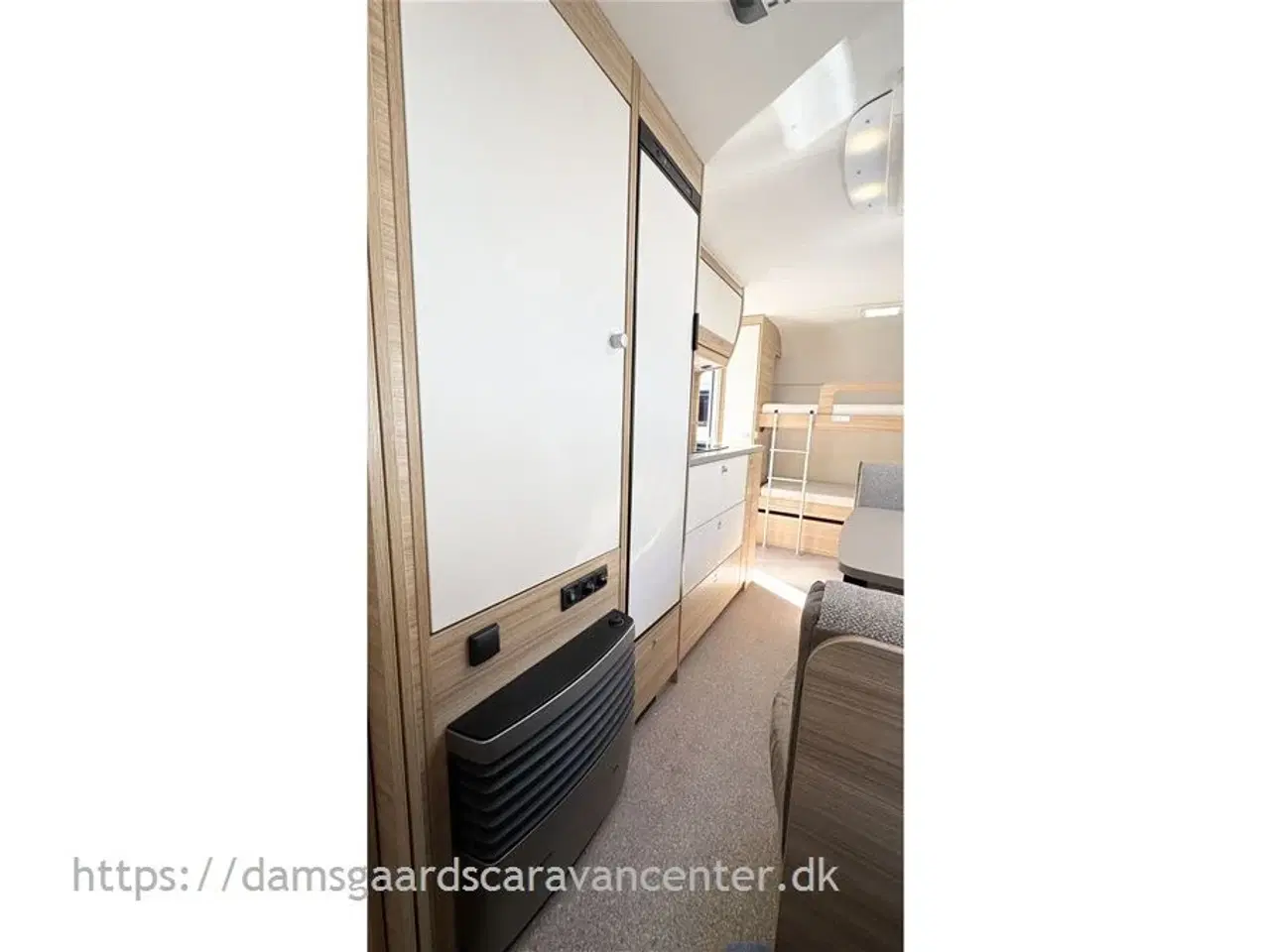 Billede 10 - 2019 - Dethleffs Camper 560 FMK   Dobbeltseng-Køjer-Gulvtemp.-Mover-Telt