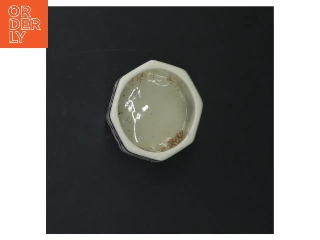 Billede 5 - Porcelænsbeholder med låg (str. Ø 7 cm)