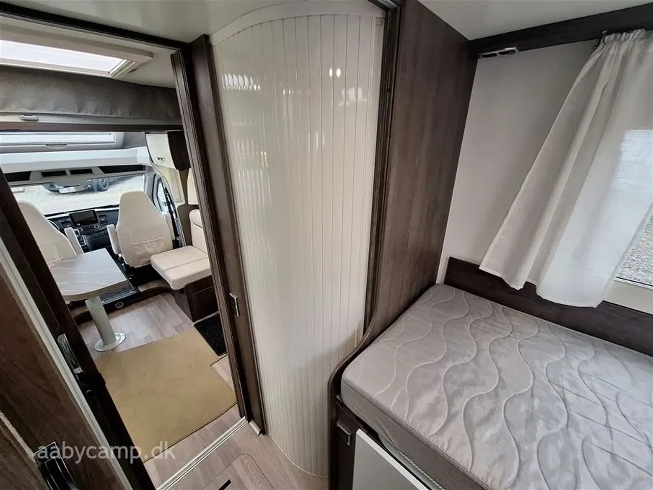 Billede 21 - 2024 - Benimar Tessoro T468 Special Edition Automat gear. NK pakke. varme i spildevandstank. bakkamera. markise. lithium batteri. cykelstativ.