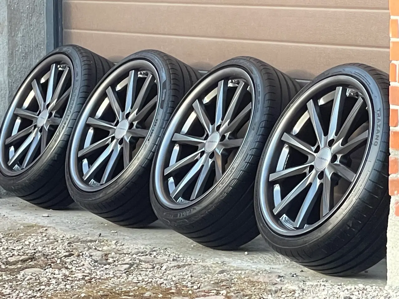 Billede 1 - Original Vossen alufælge 235/35-19krydsmål 5 x 112