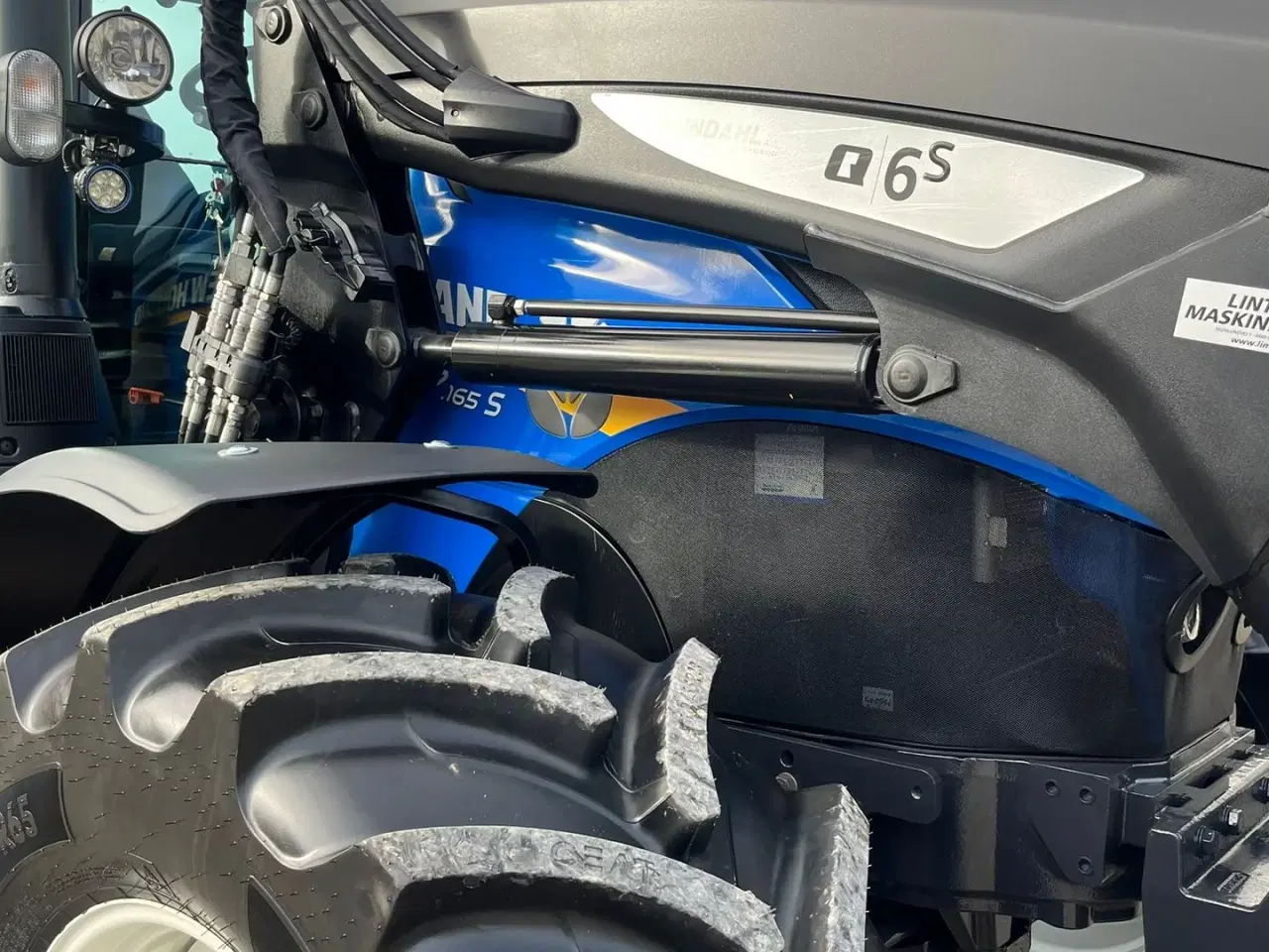Billede 19 - New Holland T7.165S Med frontlæsser