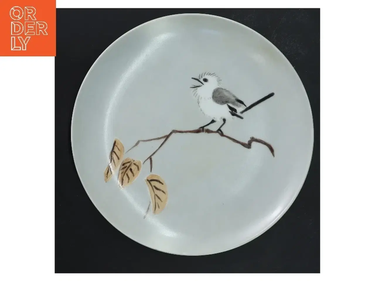 Billede 1 - Porcelænstallerken (nummereret samlerobjekt) med fuglemotiv fra B&G (str. Ø 21 cm)