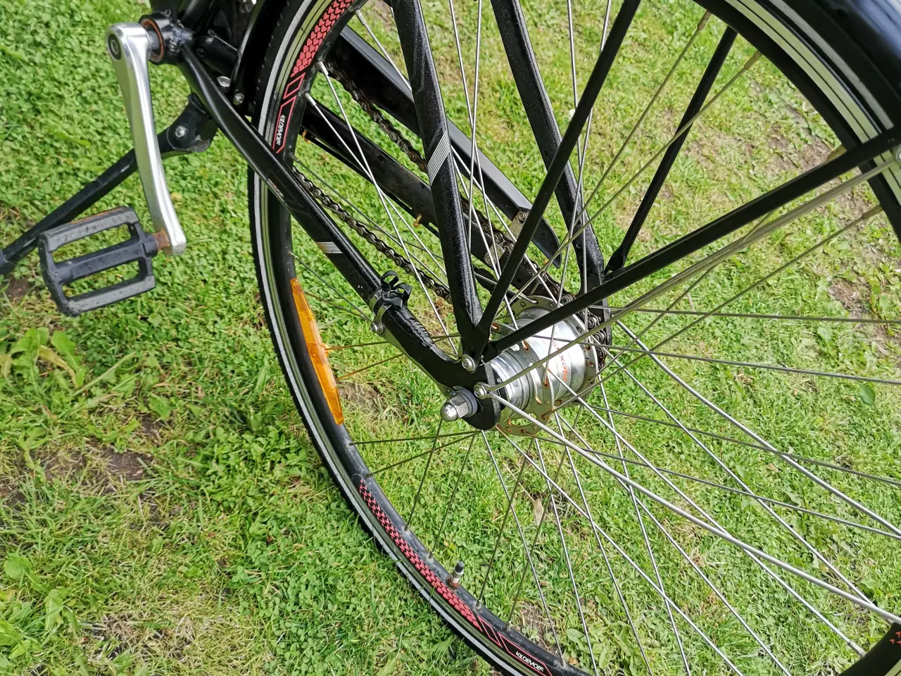 Billede 12 - KILDEMOES 28"  48cm For- og baglygter,  gode dæk ,