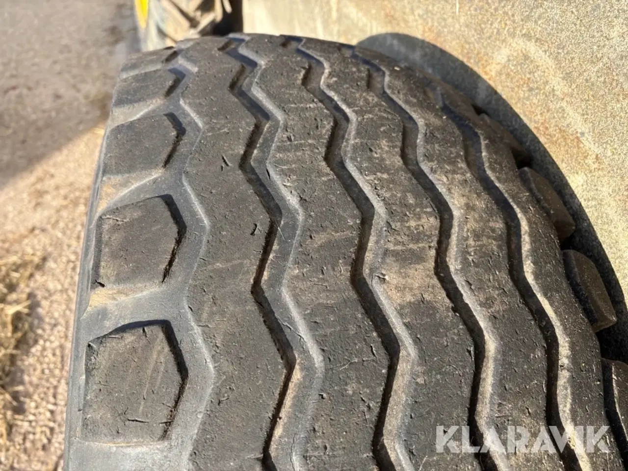 Billede 4 - Dæk med fælg - 1 styk