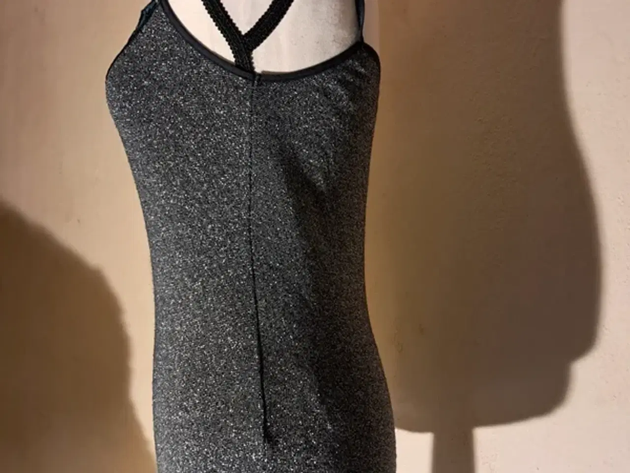 Billede 2 - Logo femme str. M Tanktop