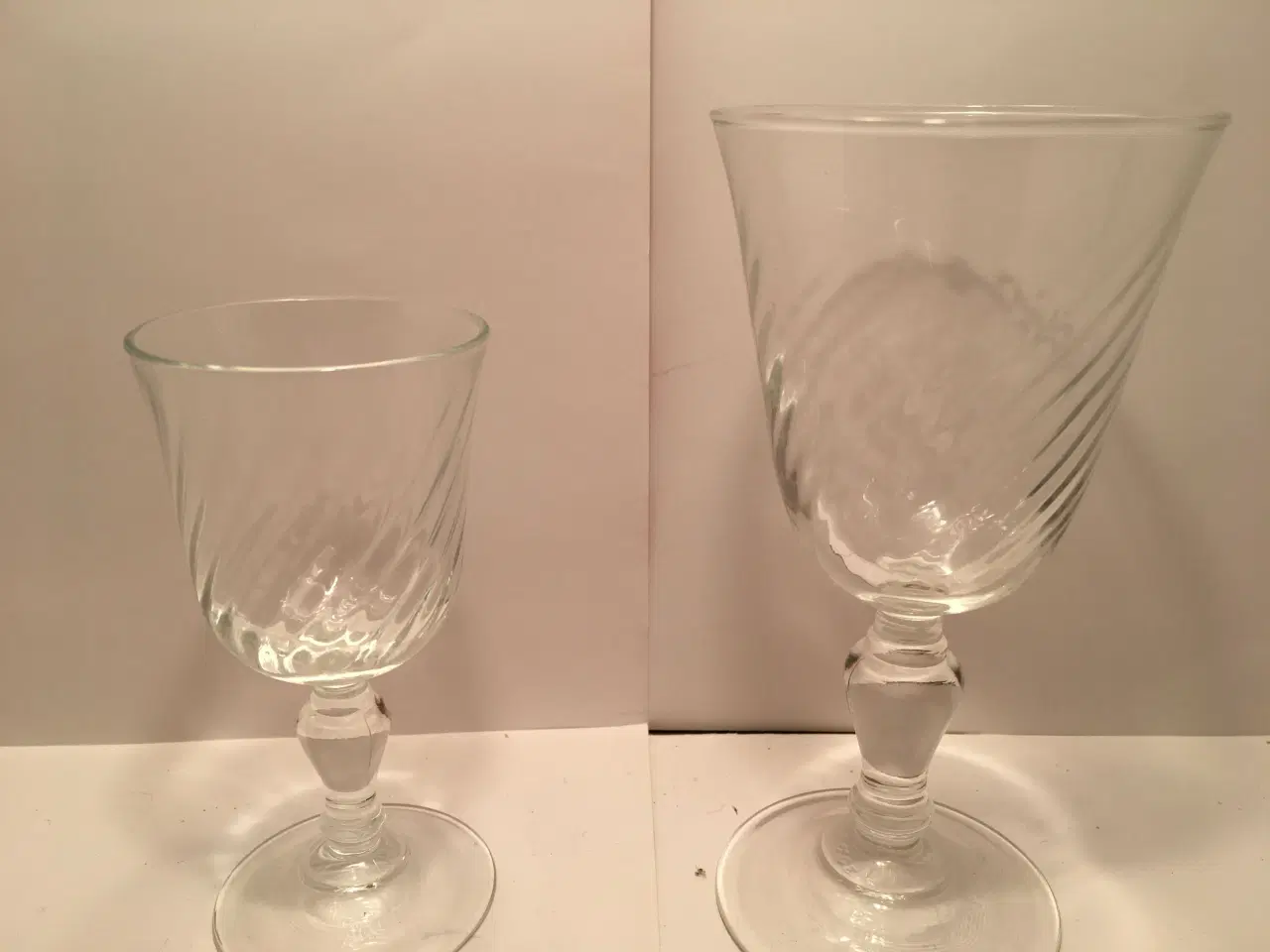 Billede 2 - Glas, Likør - Vinglas, Flot med drejet riller