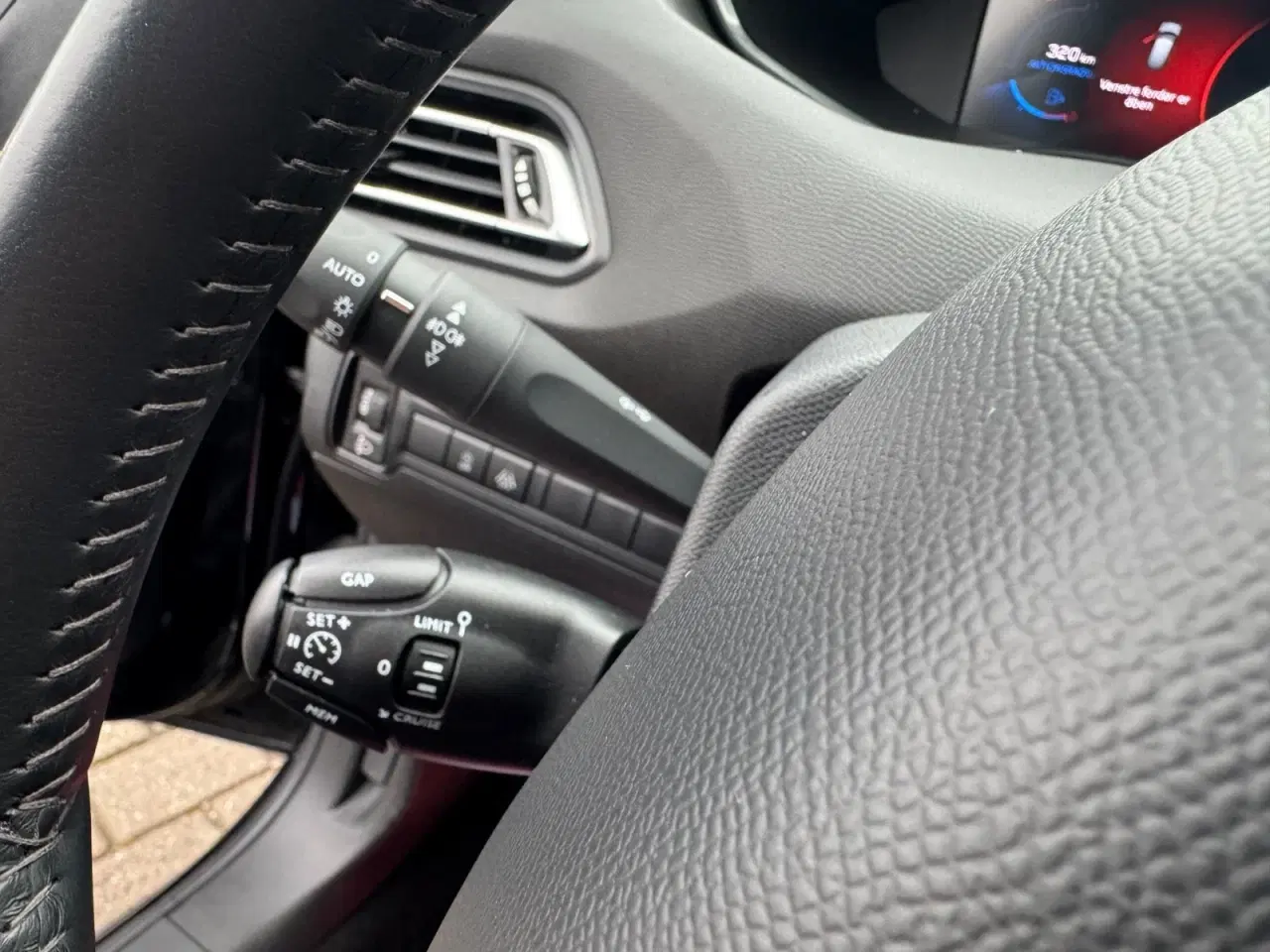 Billede 15 - Peugeot 308 1,5 BlueHDi 130 Allure Grand SW