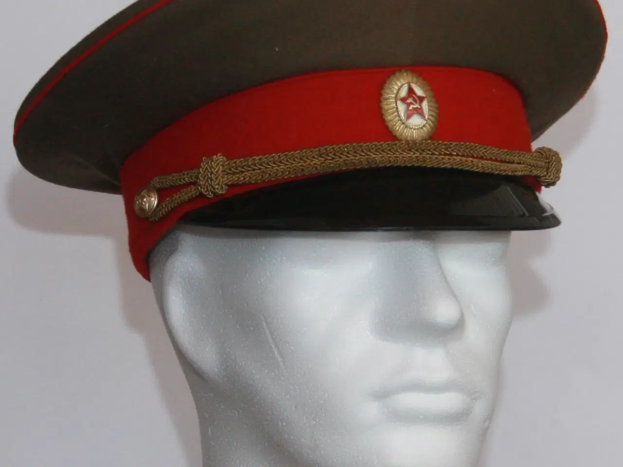Billede 1 - Sovjetisk officerskasket, M69.