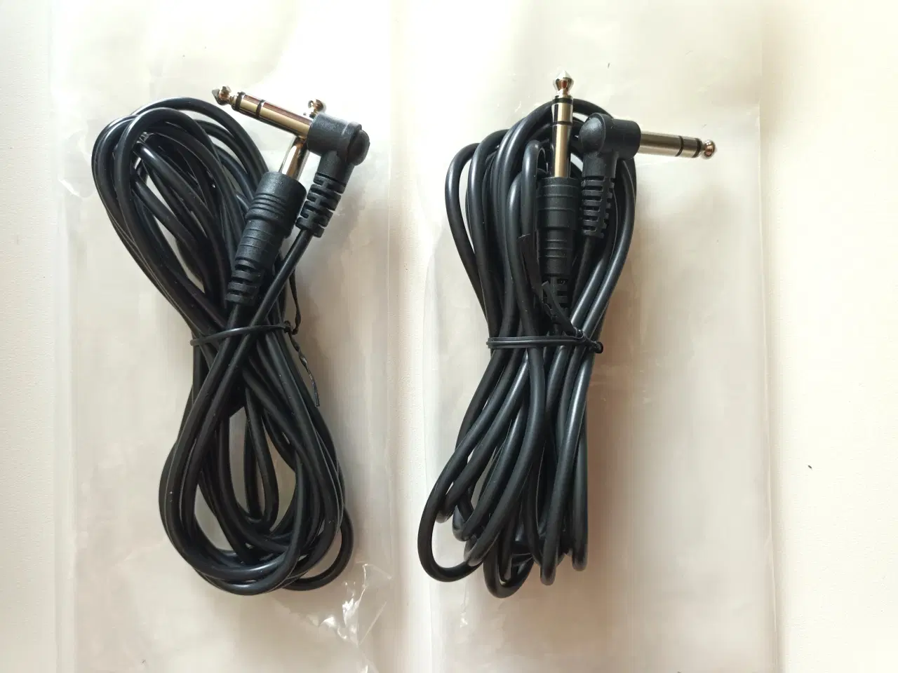 Billede 1 - 2 stk  Roland V-trommekabel Stereokabel 3,5m