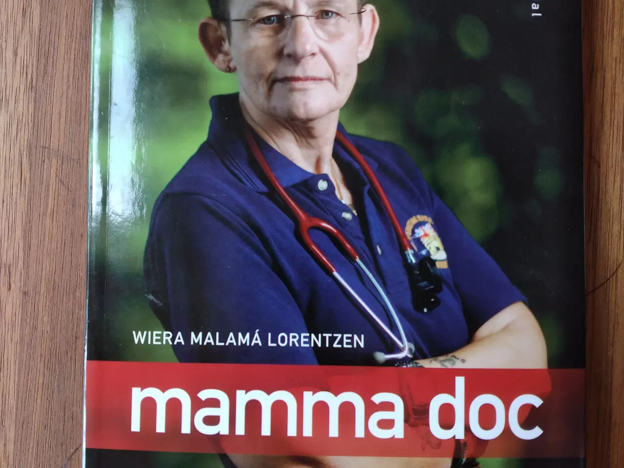 Billede 1 - mamma doc - Krigslæge på mission