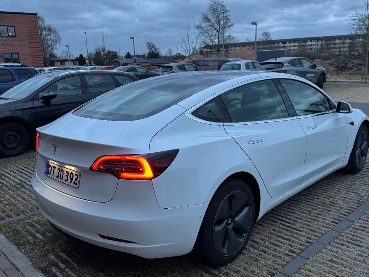 Billede 5 - Tesla Model 3 - nysynet