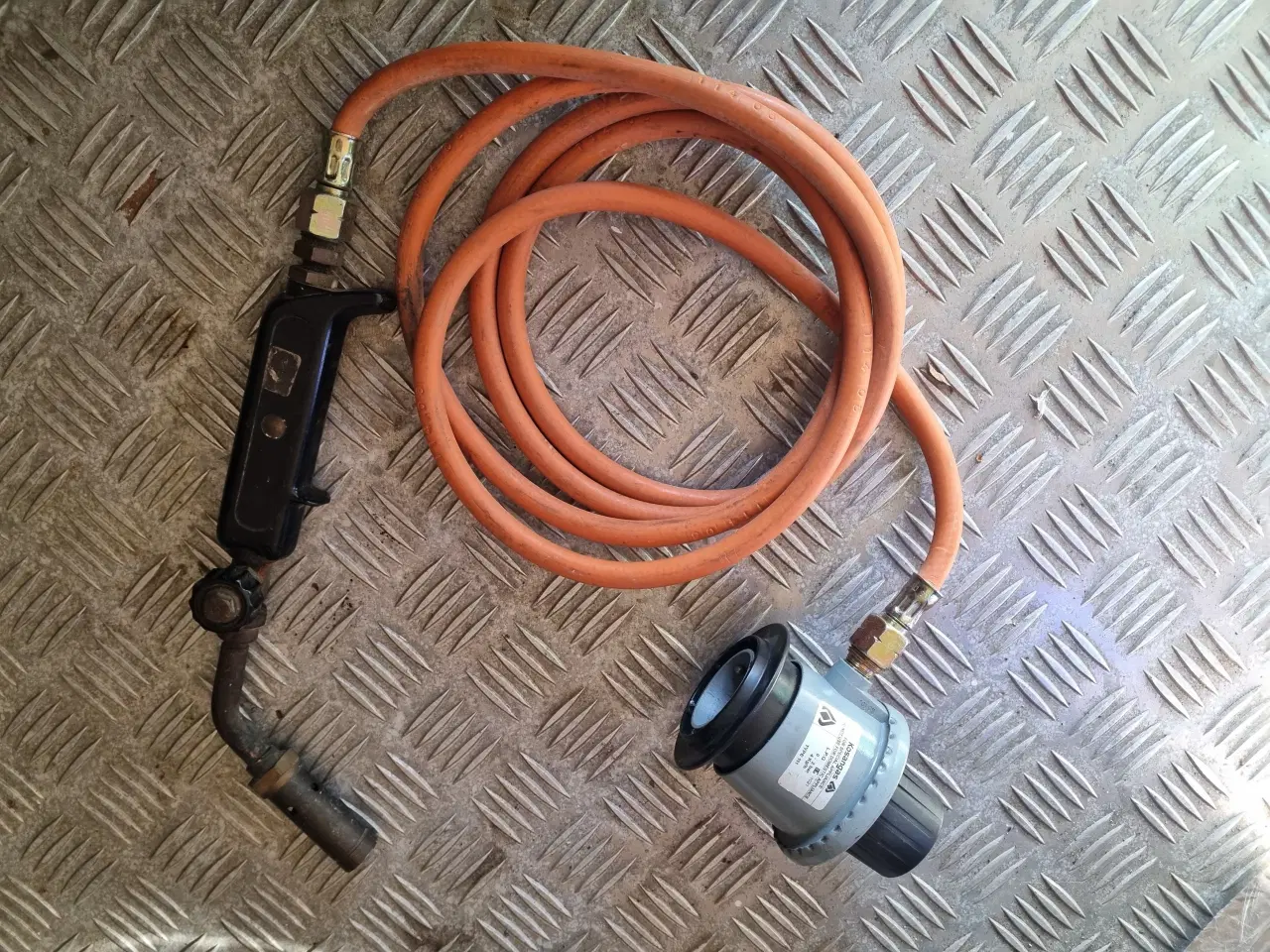 Billede 1 - Gasbrænder med slange og regulator.