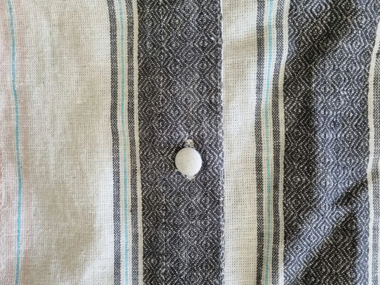 Billede 5 - Feminin skjortebluse fra Ofelia str M/38