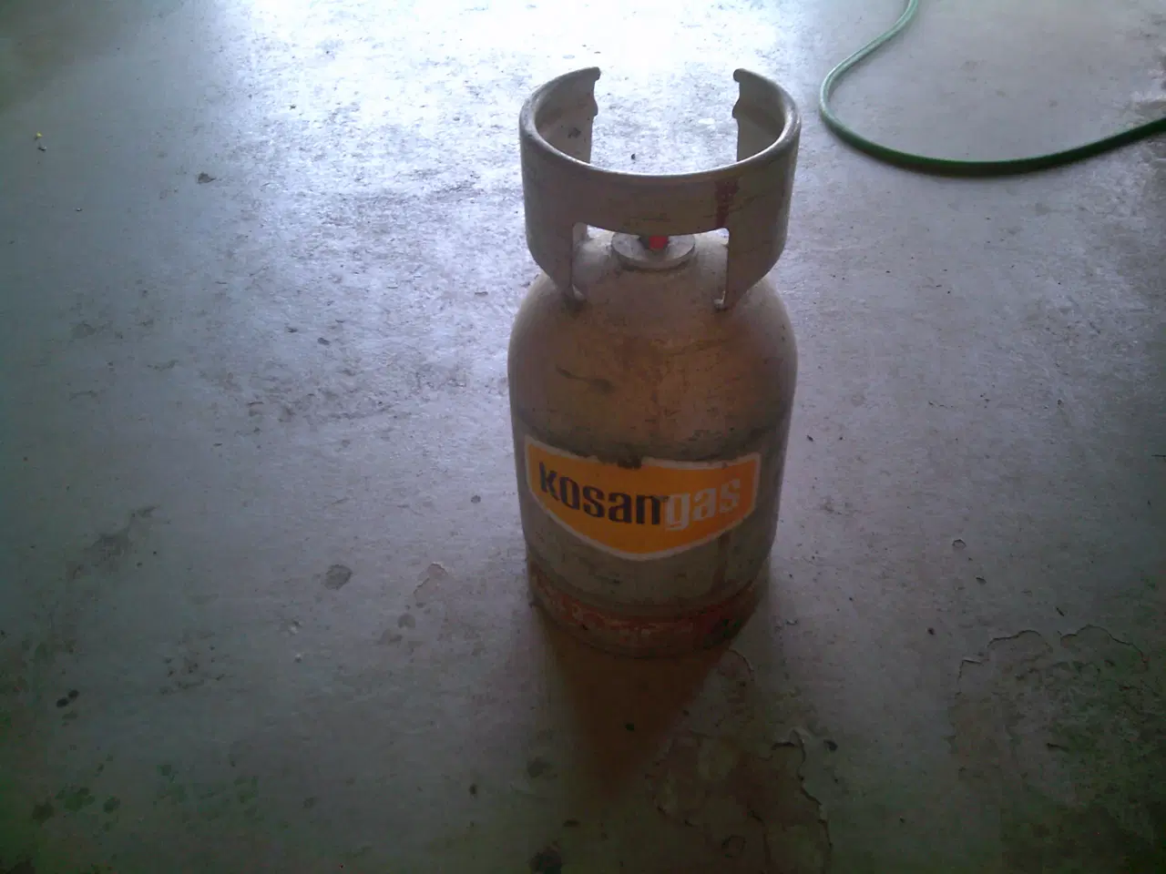 Billede 1 - CAMPING ALU. GASFLASKE.