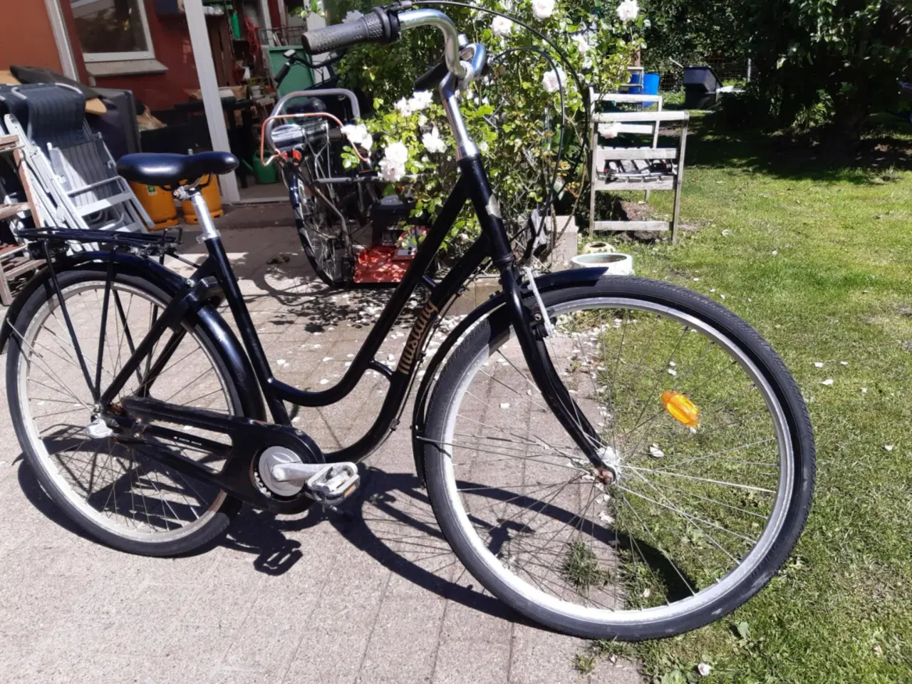Billede 1 - Mustang damecykel, lav indstigning