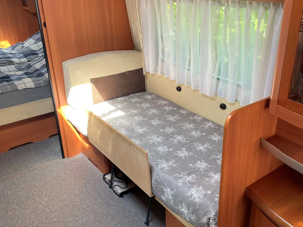 Billede 10 - Campingvogn Hobby 780 WFU 2010 med Vikingtelt fra 