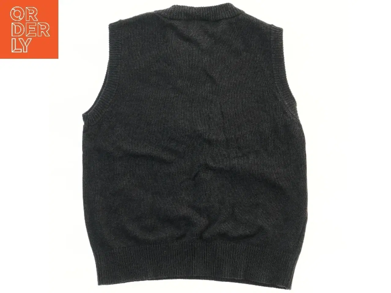 Billede 2 - Børnevest med elgmotiv fra Hust & Claire (str. 110)