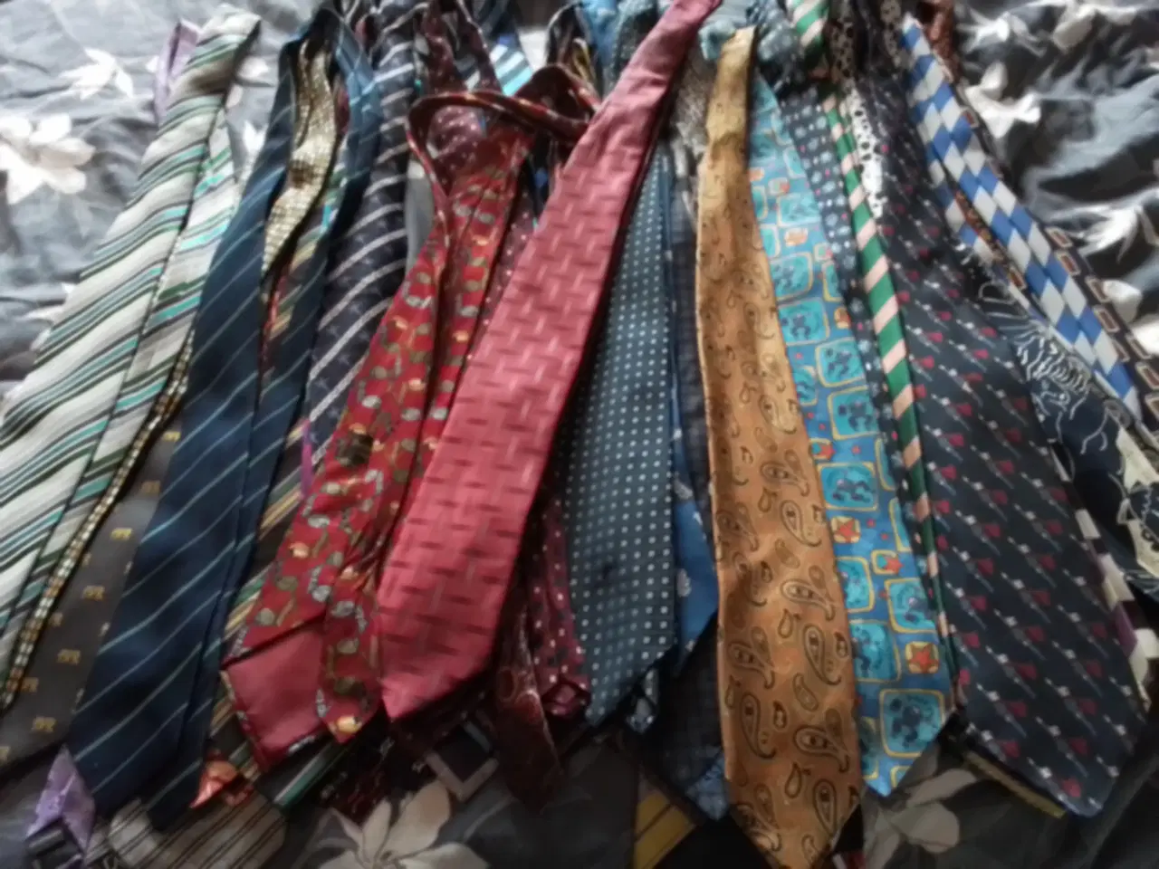 Billede 2 - Slipse samling 
