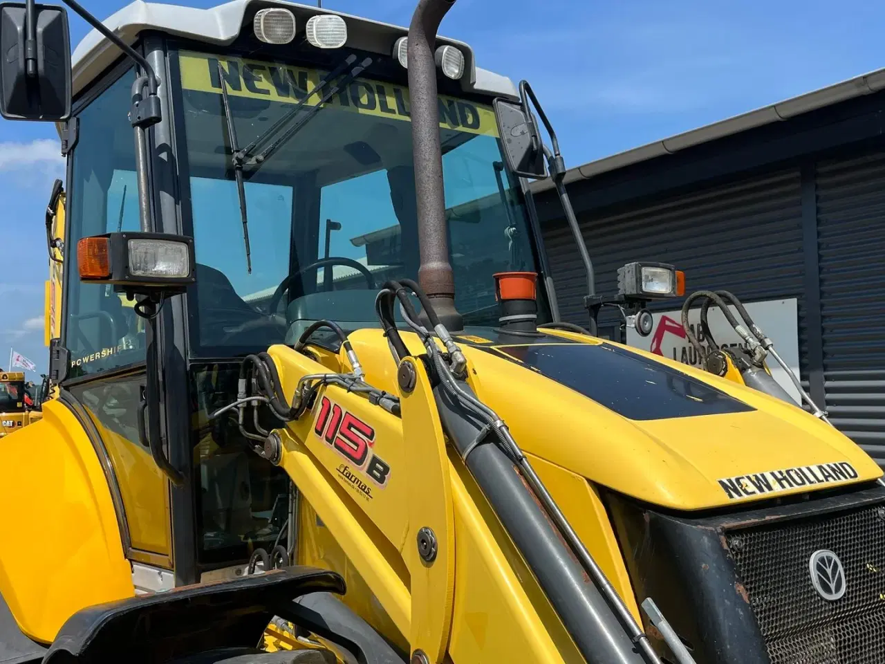 Billede 22 - New Holland B115 B Udskudsarm hurtigskifte mm.