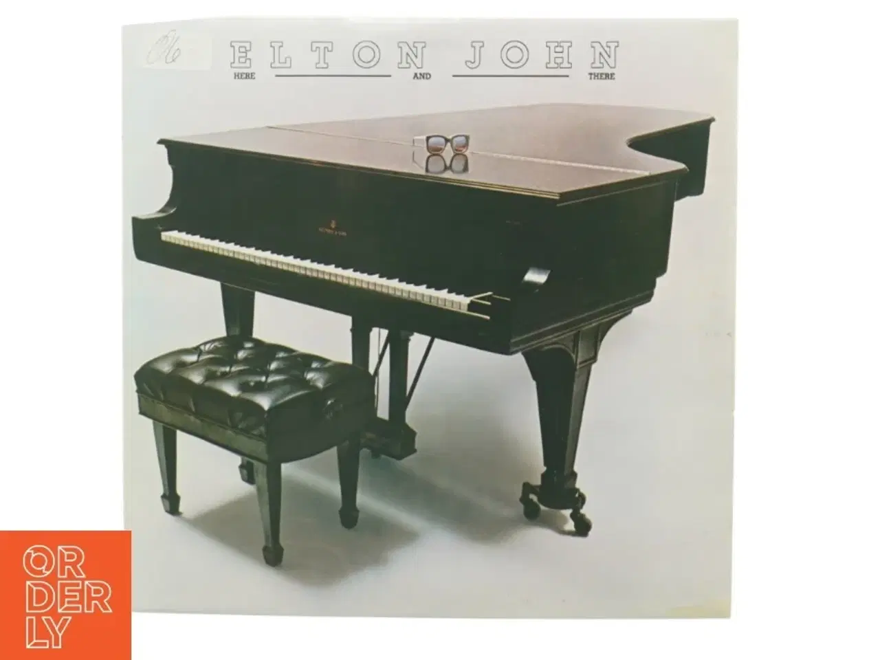 Billede 1 - Elton John - Here and there (LP) (str. 30 cm)