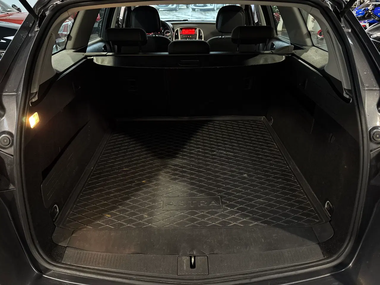 Billede 1 - Opel Astra 1,7 CDTi 110 Enjoy Sports Tourer 5d