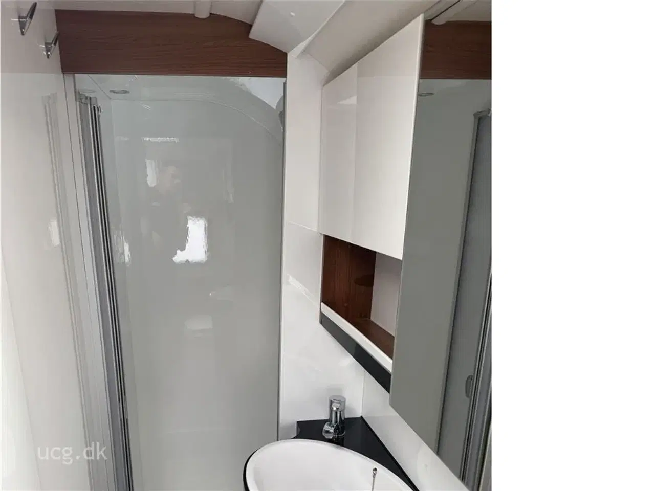 Billede 12 - 2017 - Hobby Excellent 560 WFU   Prisen er inkl. klargøring, gastest, fugttest, syn og nummerplade.