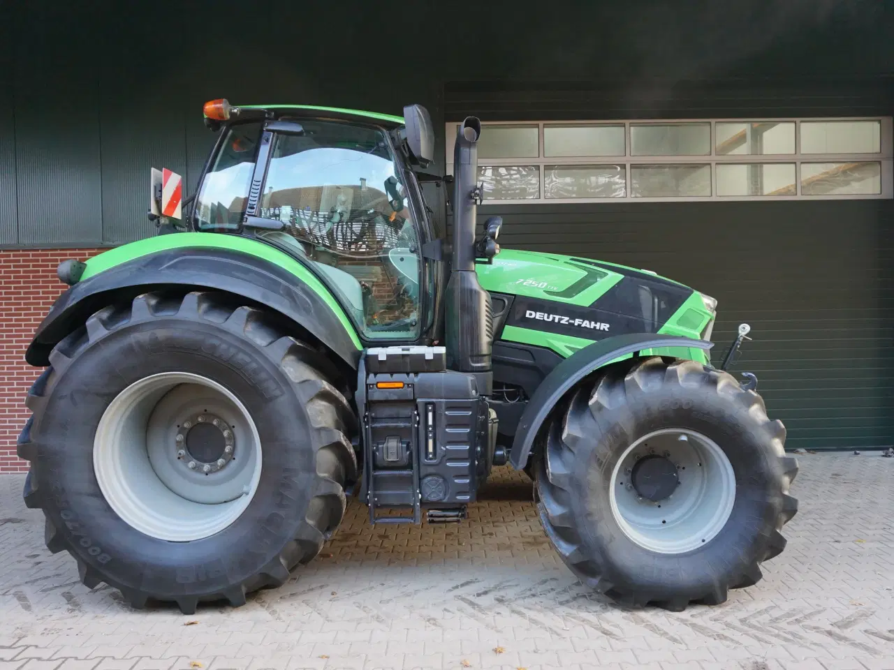 Billede 4 - Deutz Fahr Agrotron 7250 TTV kun 340 timer fra ny