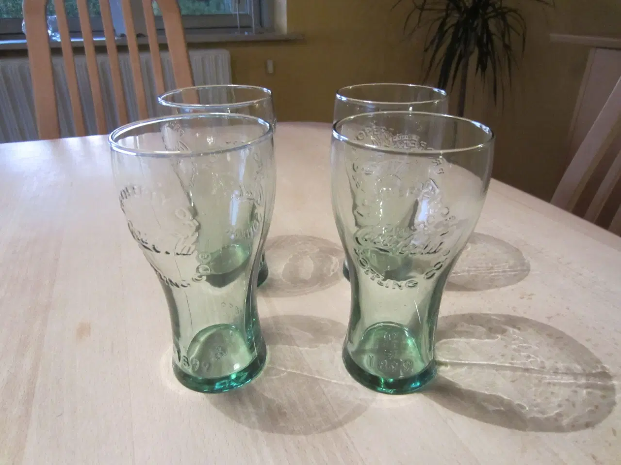 Billede 1 - 4 stk. Coca Cola glas i grønlig skær