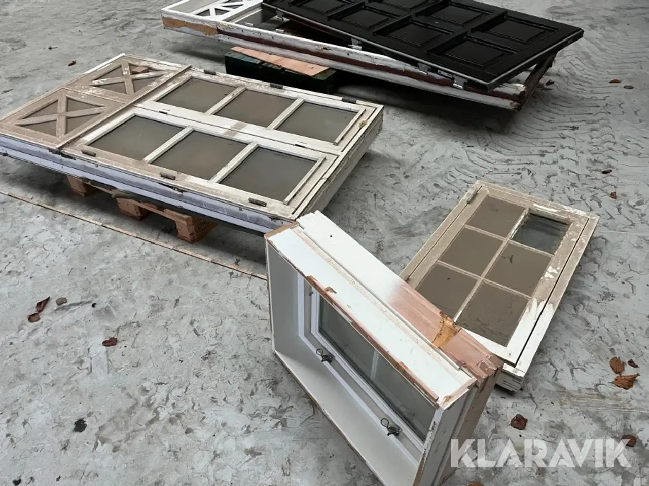 Billede 12 - Vinduer og yderdør med karm
