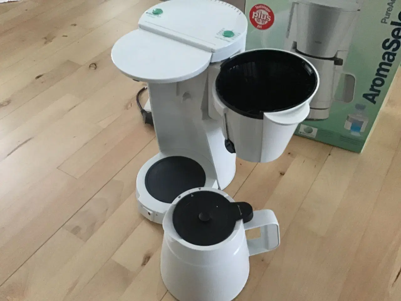 Billede 4 - Kaffemaskine Braun  hel Ny 1250wat med termokande