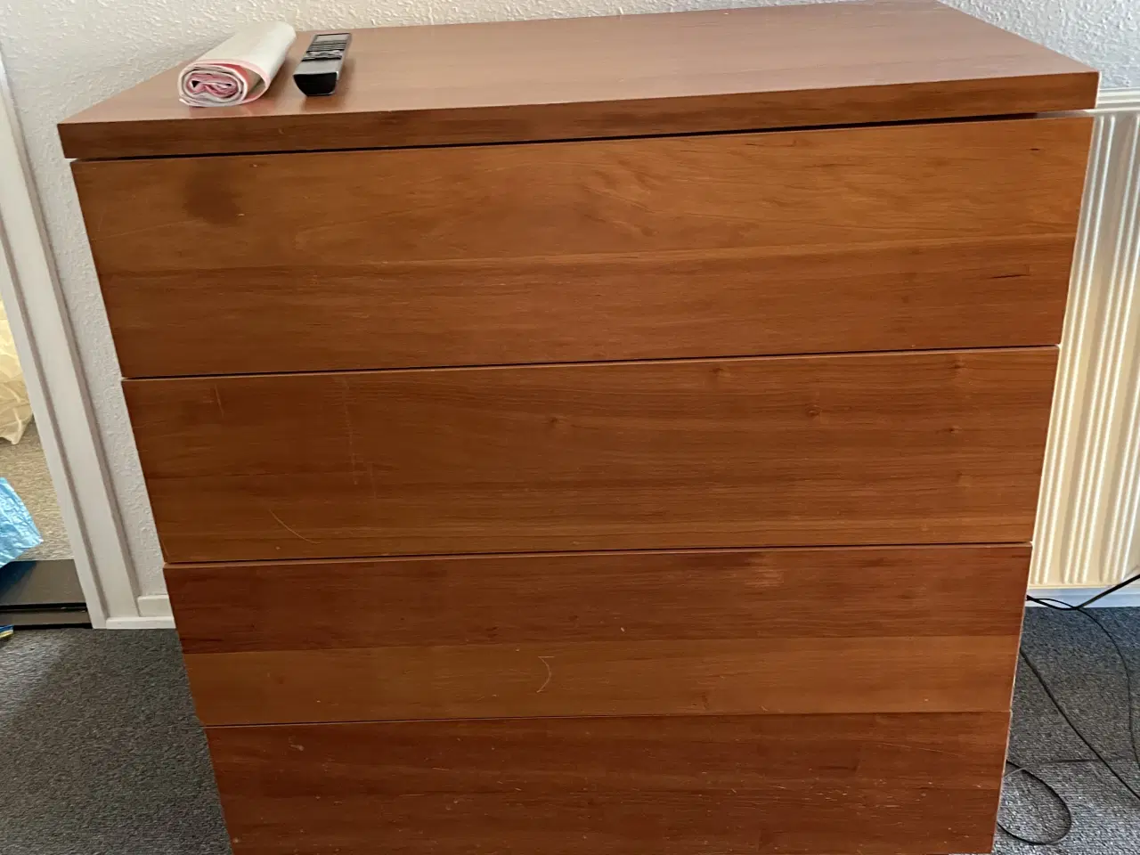 Billede 1 - Kommode i valnød