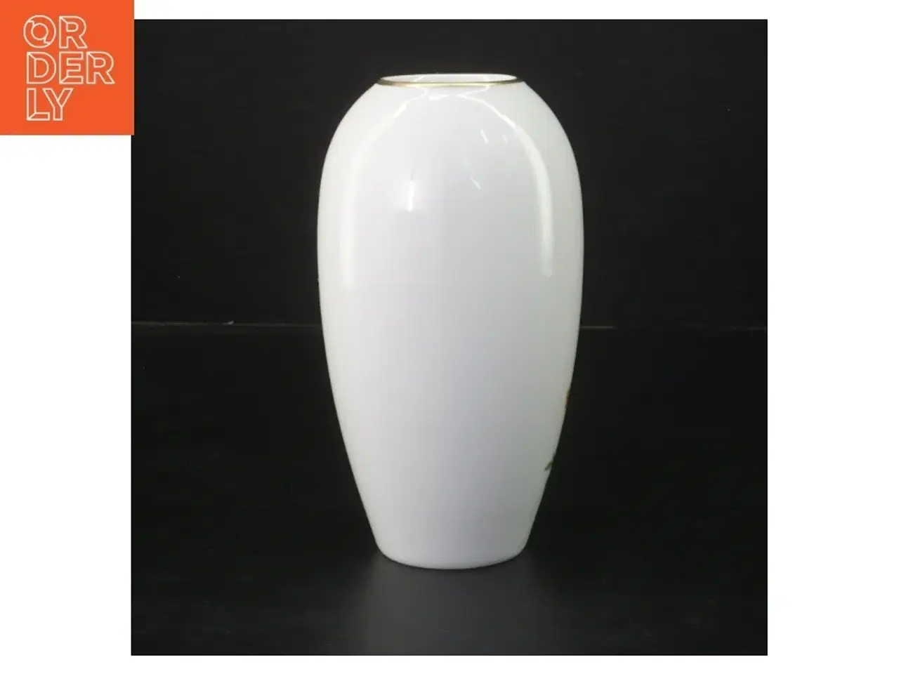 Billede 2 - Porcelænsvase med blomsterdekoration (str. 16 cm)