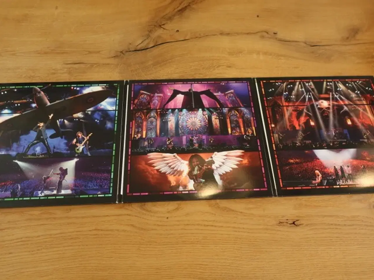 Billede 2 - Iron Maiden – Nights Of The Dead, Legacy Of The Be