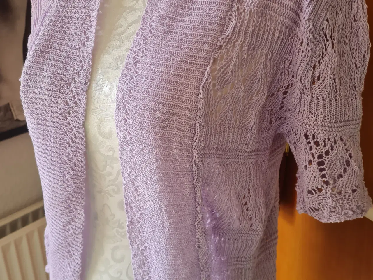 Billede 2 - Fin let cardigan str ca 42-46 