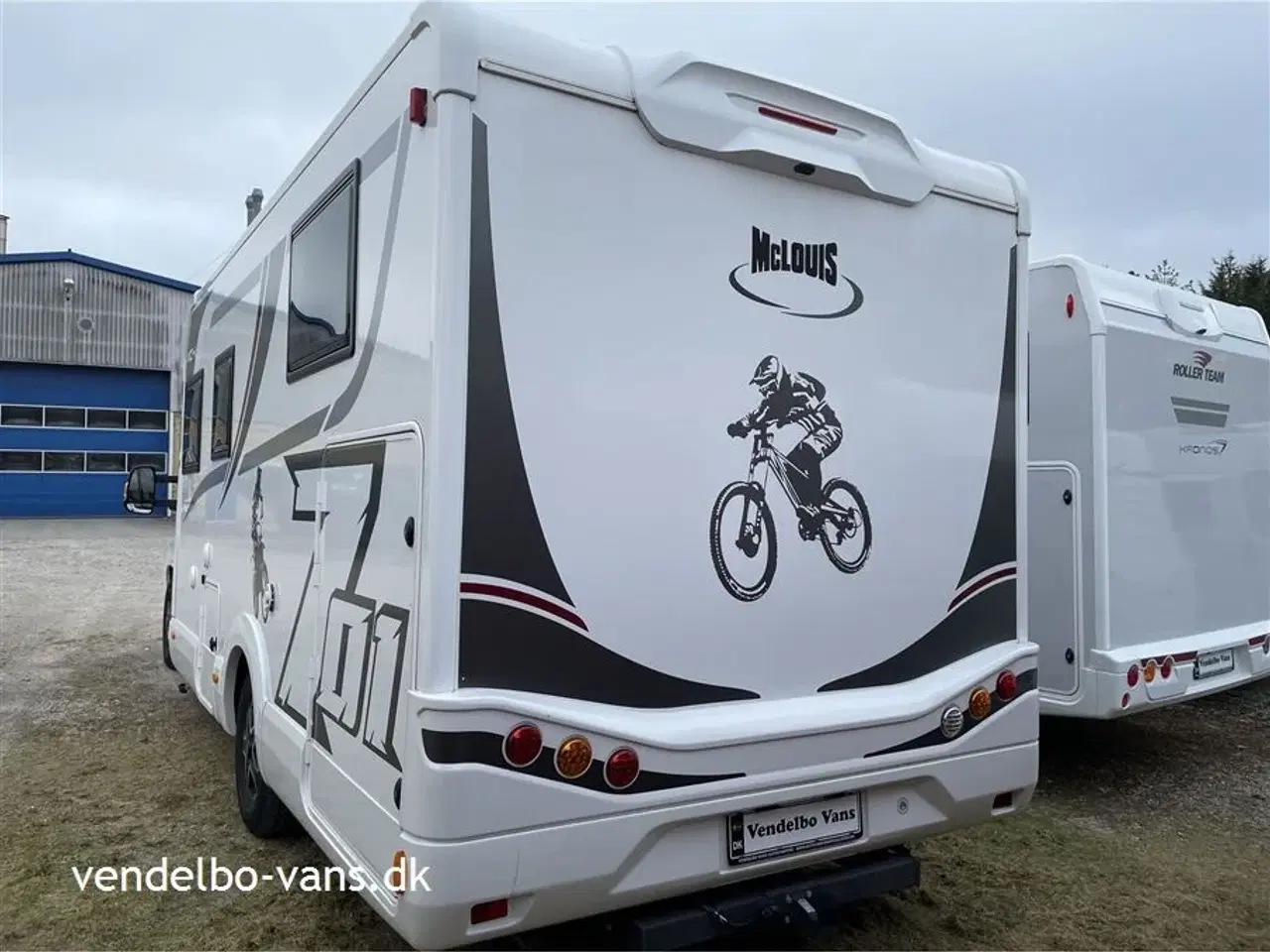 Billede 2 - 2022 - McLouis Mc4 873 G Matic   Enkeltsenge og stor garage - 9 trins automatgear - Anhængertræk