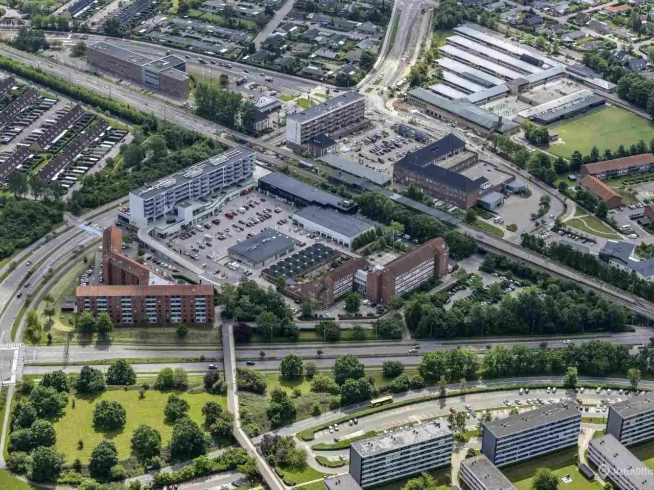 Billede 4 - Butik med god eksponering og lyse lokaler