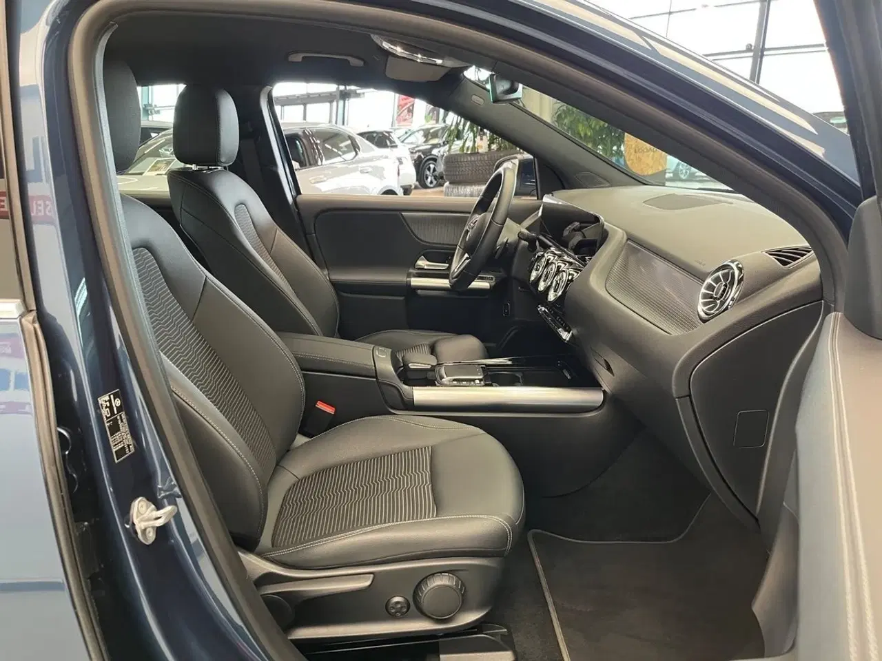 Billede 24 - Mercedes EQA250+  