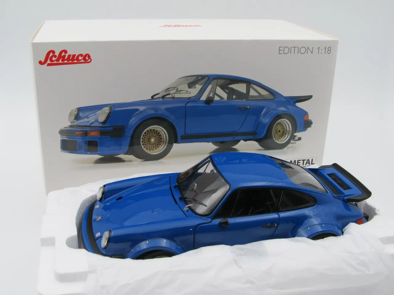 Billede 9 - 1976 Porsche 911 / 934 RSR Limited Edition 1:18