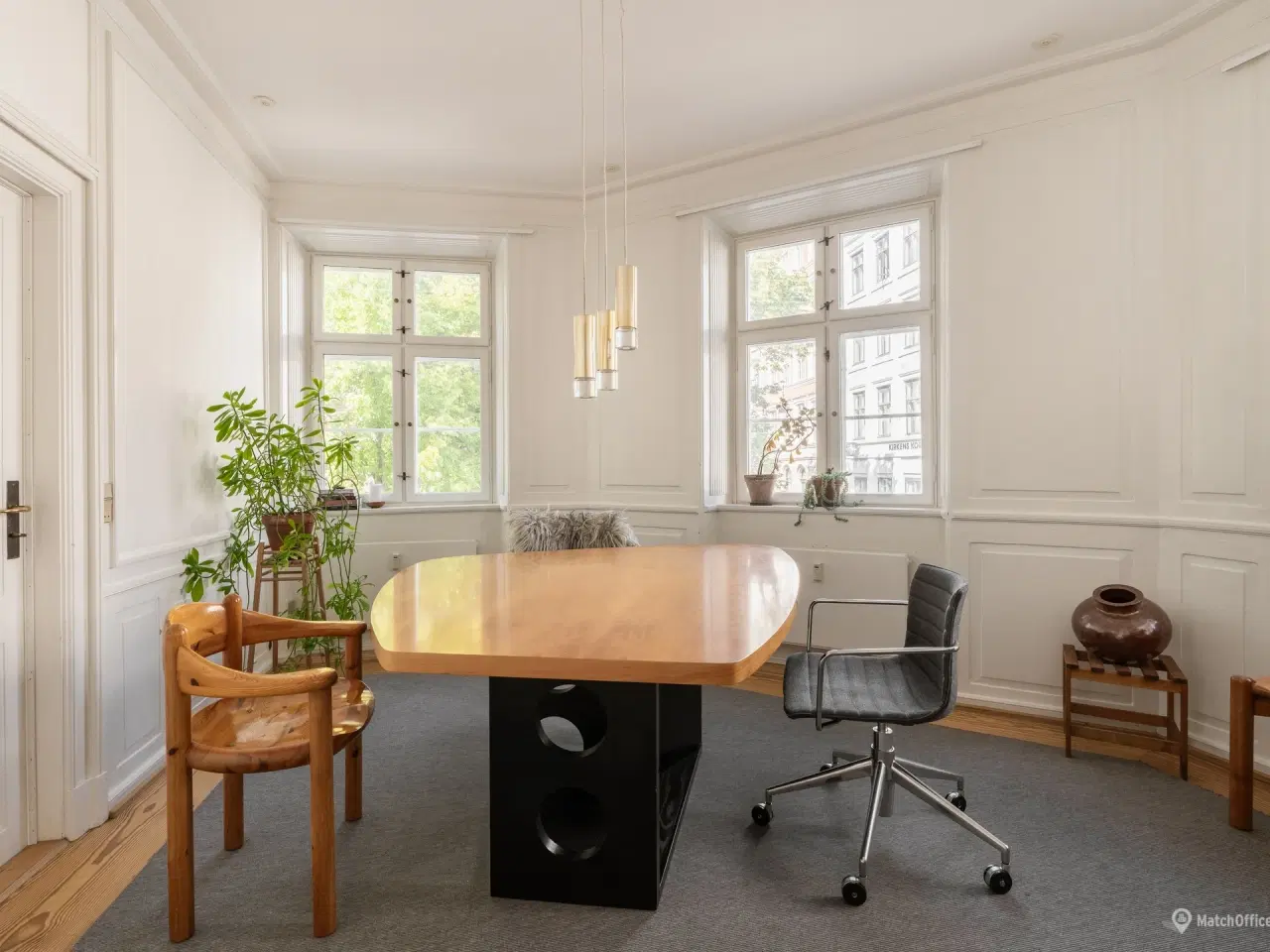 Billede 2 - Kontorlokaler til fremleje – Nikolaj Plads 23. 1. sal – 136 m² eller 68m²