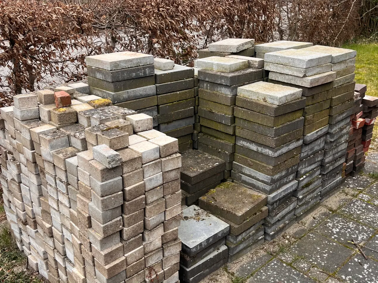 Billede 1 - Gratis fliser til afhentning