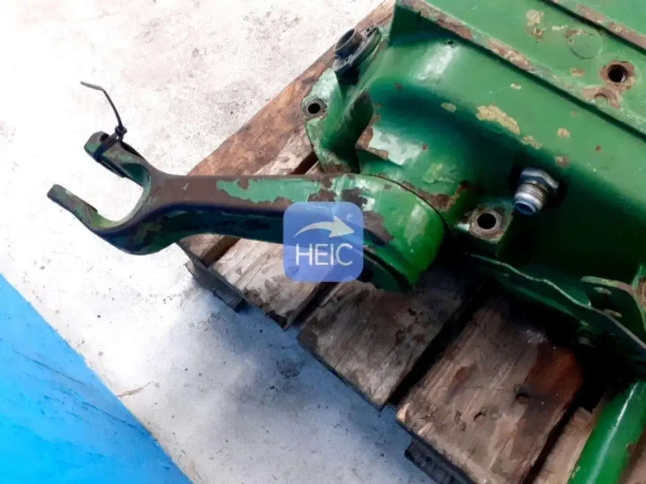 Billede 18 - John Deere 2030 Liftdæksel AR104660