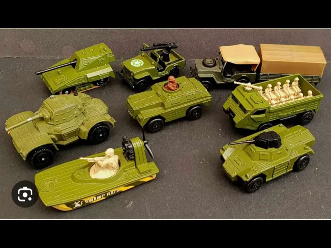 Billede 4 - Legetøjsbiler militær metal købes