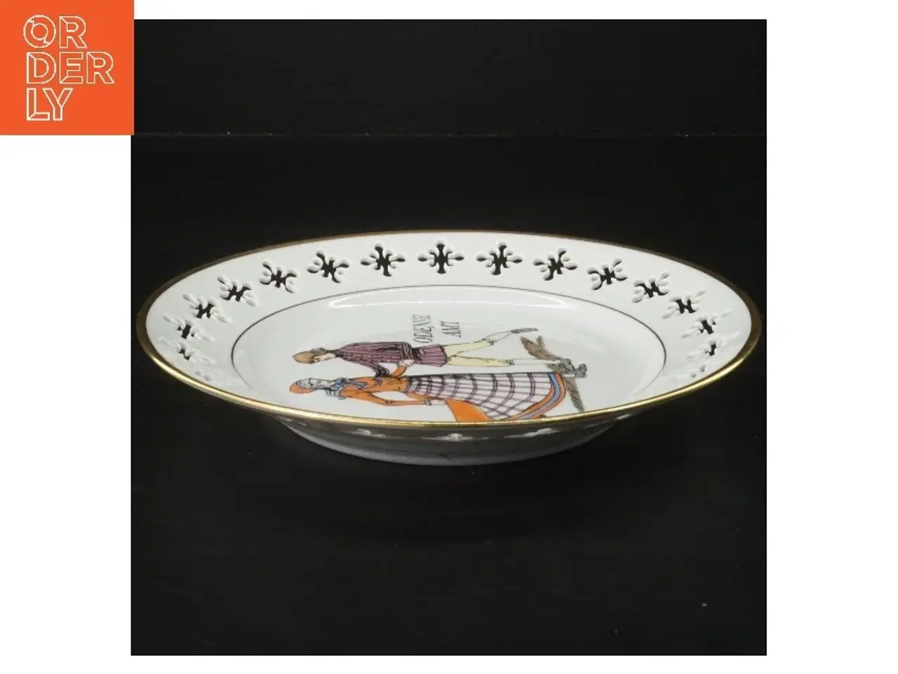 Billede 2 - Dekorativ tallerken med danske folkedansere fra Bing Og Grøndal (str. Ø 22 cm)